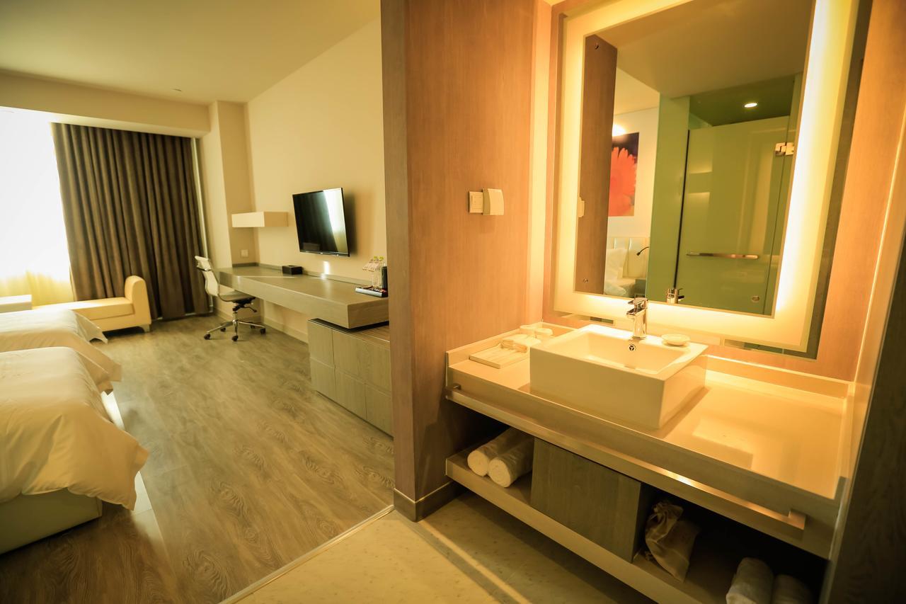 Metropolo Jin Jiang Hotels Turpan Administrative The Heart Of Pai Luaran gambar
