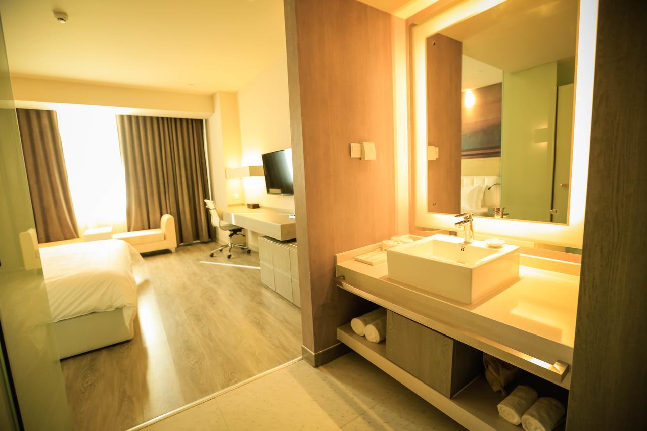 Metropolo Jin Jiang Hotels Turpan Administrative The Heart Of Pai Luaran gambar