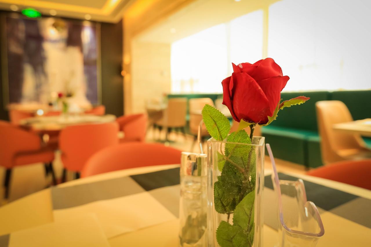 Metropolo Jin Jiang Hotels Turpan Administrative The Heart Of Pai Luaran gambar